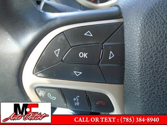 2016 Jeep Cherokee 4WD 4dr Altitude, available for sale in Colby, Kansas | M C Auto Outlet Inc. Colby, Kansas 2016 Jeep Cherokee 4WD 4dr Altitude, available for sale in Colby, Kansas | M C Auto Outlet Inc. Colby, Kansas