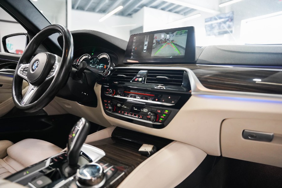 Used BMW 5 Series ///M Sport Pkg M550i xDrive Sedan 2018 | Jamaica 26 Motors. Hollis, New York Used BMW 5 Series ///M Sport Pkg M550i xDrive Sedan 2018 | Jamaica 26 Motors. Hollis, New York