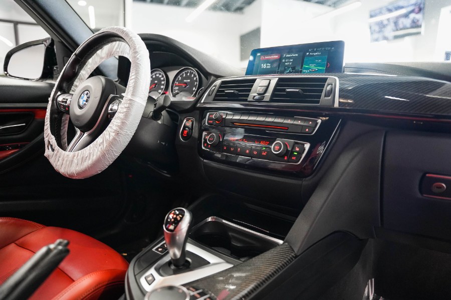 Used BMW M3 Sedan 2018 | Jamaica 26 Motors. Hollis, New York Used BMW M3 Sedan 2018 | Jamaica 26 Motors. Hollis, New York