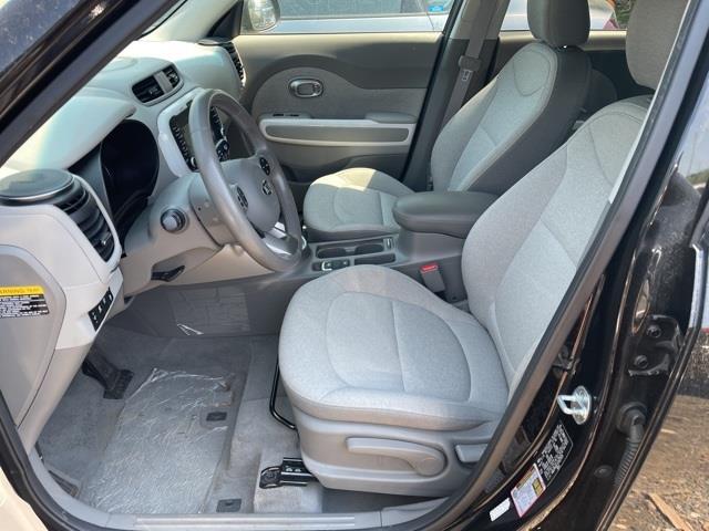 Used Kia Soul Ev Base 2018 | Blasius Federal Road. Brookfield, Connecticut Used Kia Soul Ev Base 2018 | Blasius Federal Road. Brookfield, Connecticut