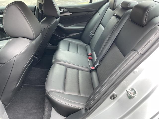 Used Nissan Maxima 3.5 SL 2017 | Blasius Federal Road. Brookfield, Connecticut Used Nissan Maxima 3.5 SL 2017 | Blasius Federal Road. Brookfield, Connecticut