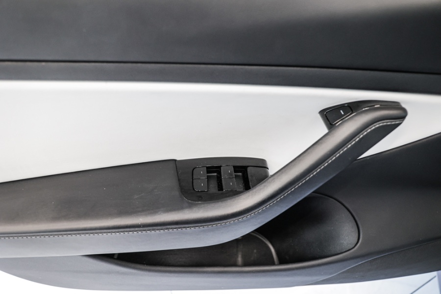 Used Tesla Model 3 Long Range AWD 2019 | 26 Motors Long Island. ELMONT, New York Used Tesla Model 3 Long Range AWD 2019 | 26 Motors Long Island. ELMONT, New York