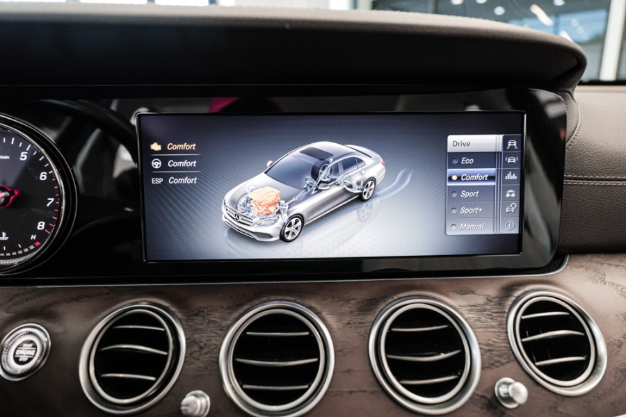 2018 Mercedes-Benz E-Class E 300 4MATIC Sedan, available for sale in ELMONT, New York | 26 Motors Long Island. ELMONT, New York 2018 Mercedes-Benz E-Class E 300 4MATIC Sedan, available for sale in ELMONT, New York | 26 Motors Long Island. ELMONT, New York