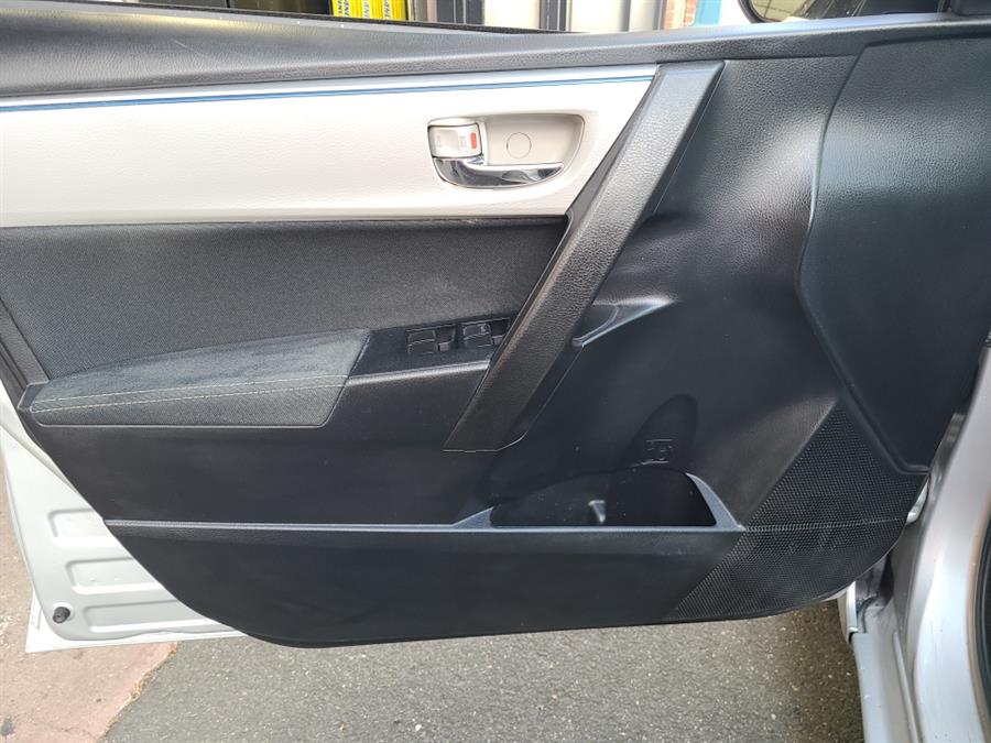 2015 Toyota Corolla 4dr Sedan LE, available for sale in Waterbury, Connecticut | National Auto Brokers, Inc.. Waterbury, Connecticut 2015 Toyota Corolla 4dr Sedan LE, available for sale in Waterbury, Connecticut | National Auto Brokers, Inc.. Waterbury, Connecticut