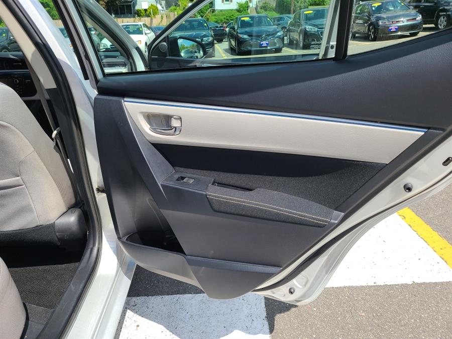 2015 Toyota Corolla 4dr Sedan LE, available for sale in Waterbury, Connecticut | National Auto Brokers, Inc.. Waterbury, Connecticut 2015 Toyota Corolla 4dr Sedan LE, available for sale in Waterbury, Connecticut | National Auto Brokers, Inc.. Waterbury, Connecticut