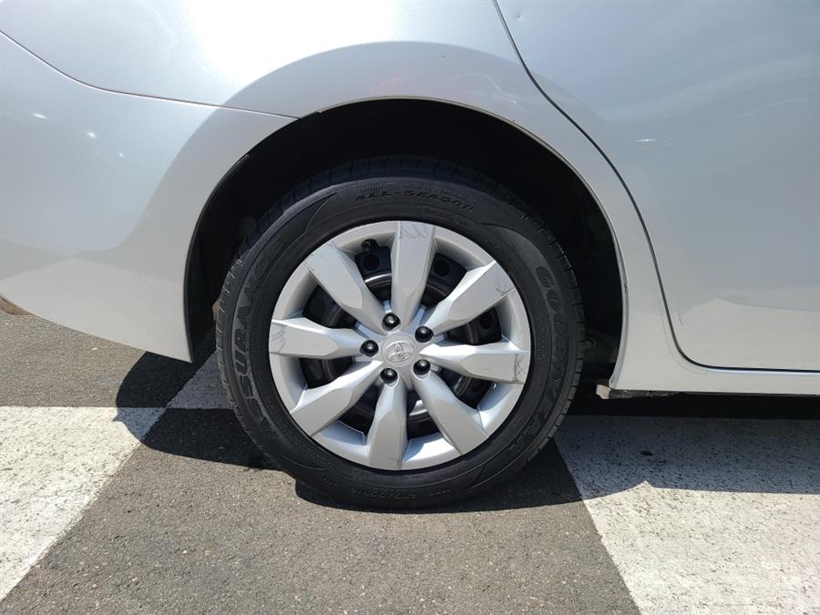 2015 Toyota Corolla 4dr Sedan LE, available for sale in Waterbury, Connecticut | National Auto Brokers, Inc.. Waterbury, Connecticut 2015 Toyota Corolla 4dr Sedan LE, available for sale in Waterbury, Connecticut | National Auto Brokers, Inc.. Waterbury, Connecticut