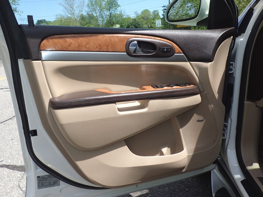 Used Buick Enclave AWD 4dr CXL 2009 | Eagleville Motors. Storrs, Connecticut Used Buick Enclave AWD 4dr CXL 2009 | Eagleville Motors. Storrs, Connecticut