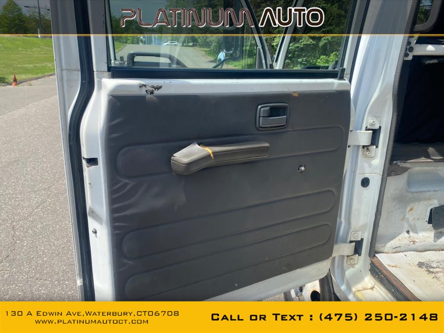 2003 GMC W4S042 14500 GVWR DSL CRW 150" WB OBT PWL, available for sale in Waterbury, Connecticut | Platinum Auto Care. Waterbury, Connecticut 2003 GMC W4S042 14500 GVWR DSL CRW 150" WB OBT PWL, available for sale in Waterbury, Connecticut | Platinum Auto Care. Waterbury, Connecticut