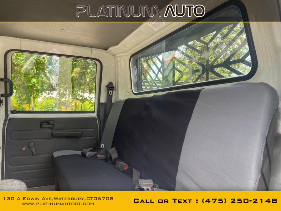 2003 GMC W4S042 14500 GVWR DSL CRW 150" WB OBT PWL, available for sale in Waterbury, Connecticut | Platinum Auto Care. Waterbury, Connecticut 2003 GMC W4S042 14500 GVWR DSL CRW 150" WB OBT PWL, available for sale in Waterbury, Connecticut | Platinum Auto Care. Waterbury, Connecticut