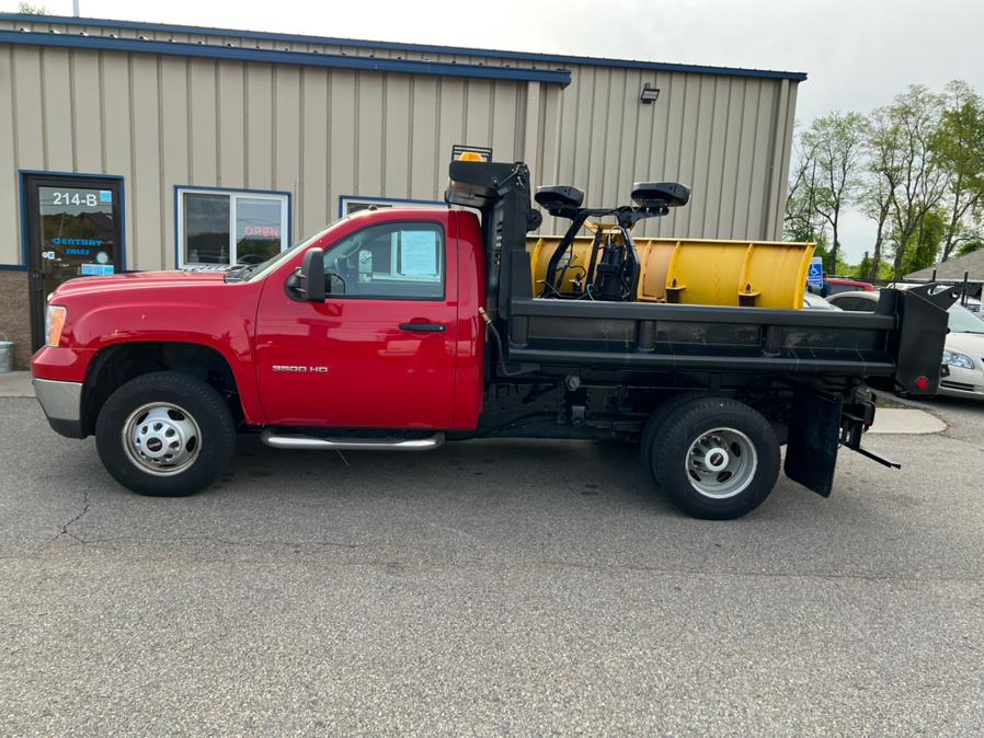 Used GMC Sierra 3500HD 4WD Reg Cab 137.5" WB, 59.8" CA WT 2011 | Century Auto And Truck. East Windsor, Connecticut