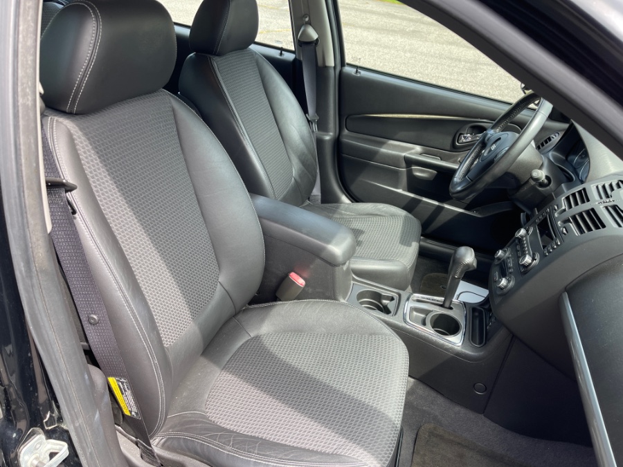 2006 Chevrolet Malibu Maxx 5dr Sdn SS, available for sale in Plainville, Connecticut | Farmington Auto Park LLC. Plainville, Connecticut 2006 Chevrolet Malibu Maxx 5dr Sdn SS, available for sale in Plainville, Connecticut | Farmington Auto Park LLC. Plainville, Connecticut