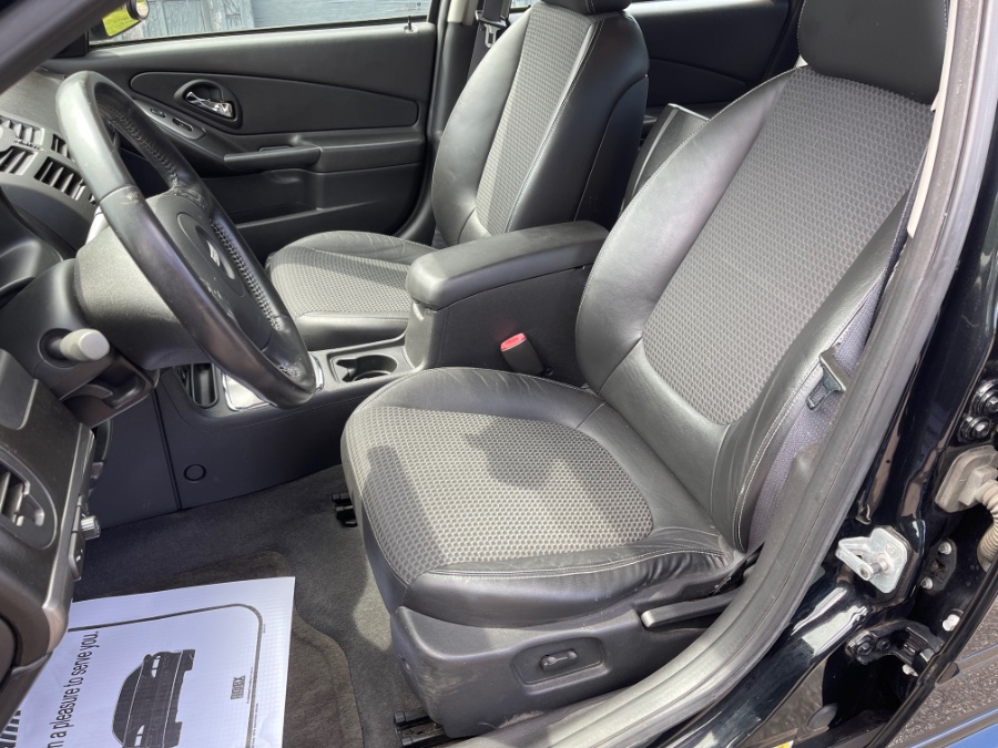 2006 Chevrolet Malibu Maxx 5dr Sdn SS, available for sale in Plainville, Connecticut | Farmington Auto Park LLC. Plainville, Connecticut 2006 Chevrolet Malibu Maxx 5dr Sdn SS, available for sale in Plainville, Connecticut | Farmington Auto Park LLC. Plainville, Connecticut