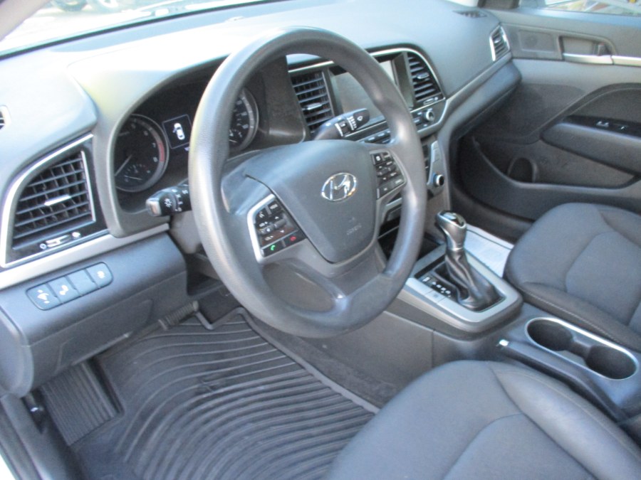 2018 Hyundai Elantra SEL 2.0L Auto (Alabama), available for sale in Meriden, Connecticut | Cos Central Auto. Meriden, Connecticut 2018 Hyundai Elantra SEL 2.0L Auto (Alabama), available for sale in Meriden, Connecticut | Cos Central Auto. Meriden, Connecticut