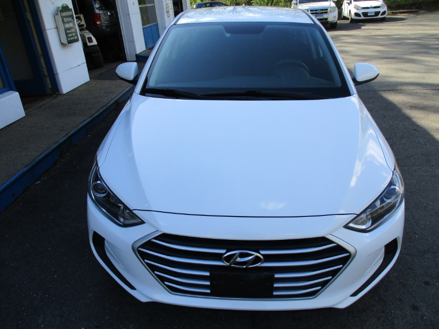 2018 Hyundai Elantra SEL 2.0L Auto (Alabama), available for sale in Meriden, Connecticut | Cos Central Auto. Meriden, Connecticut 2018 Hyundai Elantra SEL 2.0L Auto (Alabama), available for sale in Meriden, Connecticut | Cos Central Auto. Meriden, Connecticut
