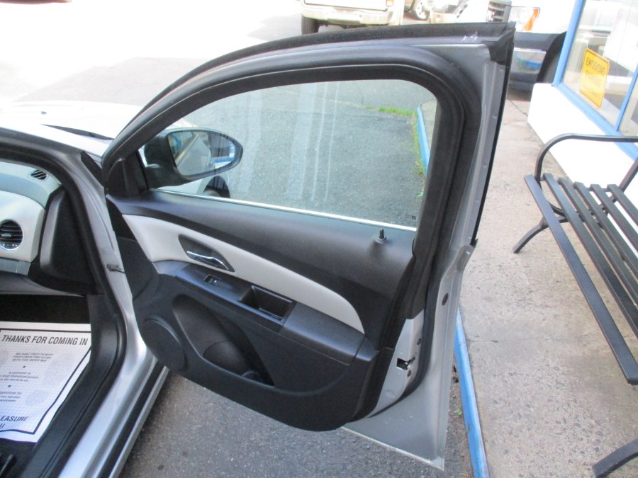2012 Chevrolet Cruze 4dr Sdn LS, available for sale in Meriden, Connecticut | Cos Central Auto. Meriden, Connecticut 2012 Chevrolet Cruze 4dr Sdn LS, available for sale in Meriden, Connecticut | Cos Central Auto. Meriden, Connecticut
