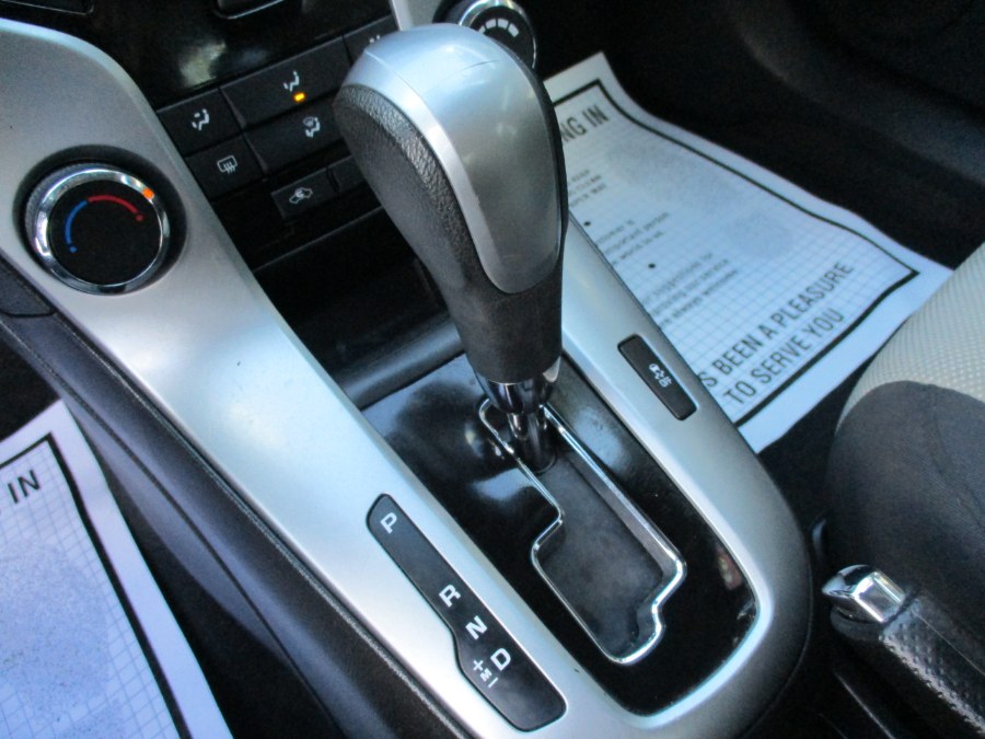 2012 Chevrolet Cruze 4dr Sdn LS, available for sale in Meriden, Connecticut | Cos Central Auto. Meriden, Connecticut 2012 Chevrolet Cruze 4dr Sdn LS, available for sale in Meriden, Connecticut | Cos Central Auto. Meriden, Connecticut