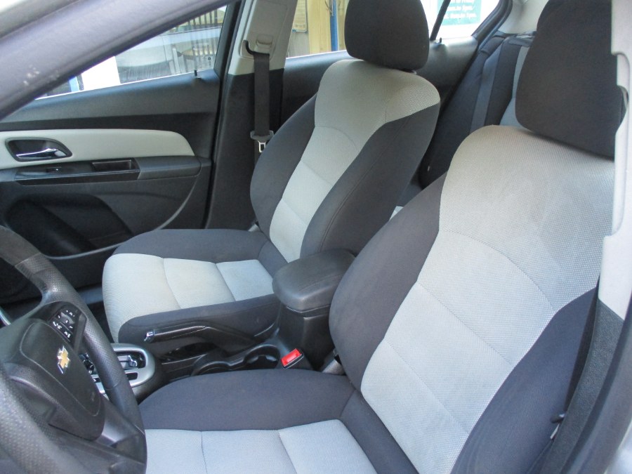 2012 Chevrolet Cruze 4dr Sdn LS, available for sale in Meriden, Connecticut | Cos Central Auto. Meriden, Connecticut 2012 Chevrolet Cruze 4dr Sdn LS, available for sale in Meriden, Connecticut | Cos Central Auto. Meriden, Connecticut
