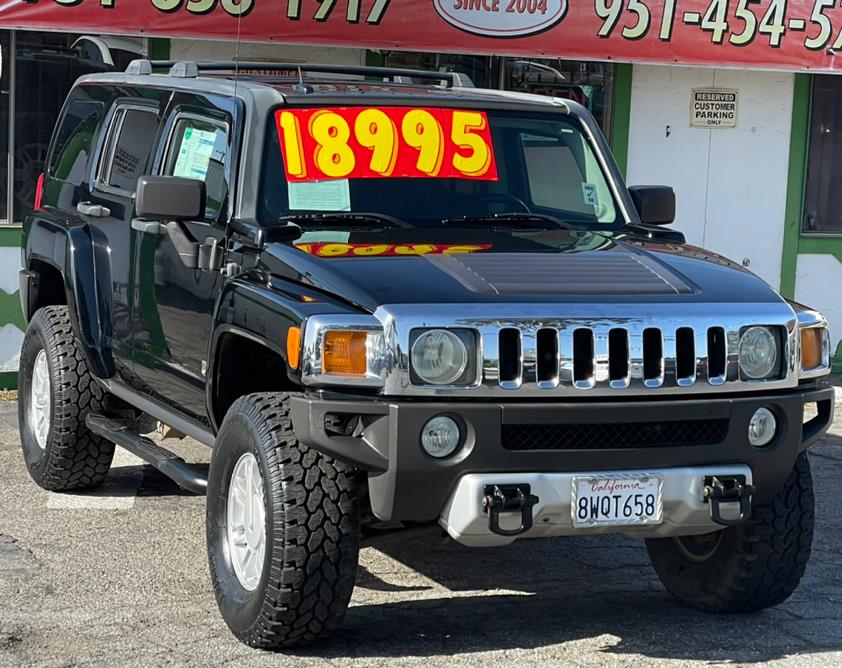 Used HUMMER H3 4WD 4dr SUV Luxury 2008 | Green Light Auto. Corona, California Used HUMMER H3 4WD 4dr SUV Luxury 2008 | Green Light Auto. Corona, California