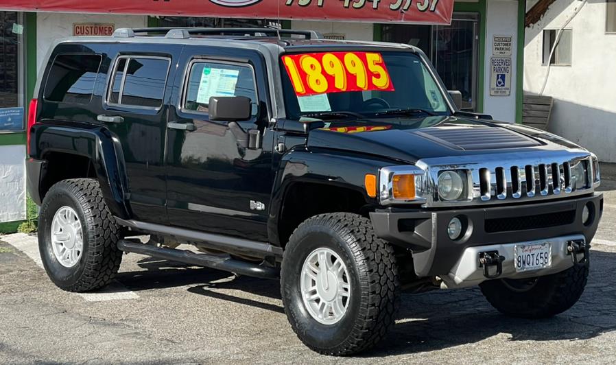 Used HUMMER H3 4WD 4dr SUV Luxury 2008 | Green Light Auto. Corona, California Used HUMMER H3 4WD 4dr SUV Luxury 2008 | Green Light Auto. Corona, California