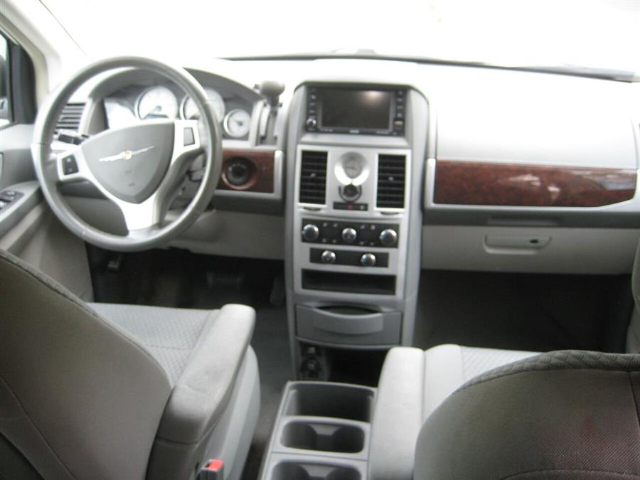 Used Chrysler Town And Country Touring 4dr Mini Van 2010 | Rite Choice Auto Inc.. Massapequa, New York Used Chrysler Town And Country Touring 4dr Mini Van 2010 | Rite Choice Auto Inc.. Massapequa, New York