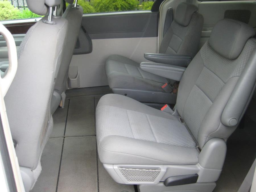 Used Chrysler Town And Country Touring 4dr Mini Van 2010 | Rite Choice Auto Inc.. Massapequa, New York Used Chrysler Town And Country Touring 4dr Mini Van 2010 | Rite Choice Auto Inc.. Massapequa, New York