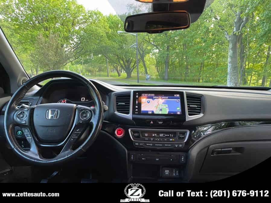 2017 Honda Pilot Touring AWD, available for sale in Jersey City, New Jersey | Zettes Auto Mall. Jersey City, New Jersey 2017 Honda Pilot Touring AWD, available for sale in Jersey City, New Jersey | Zettes Auto Mall. Jersey City, New Jersey