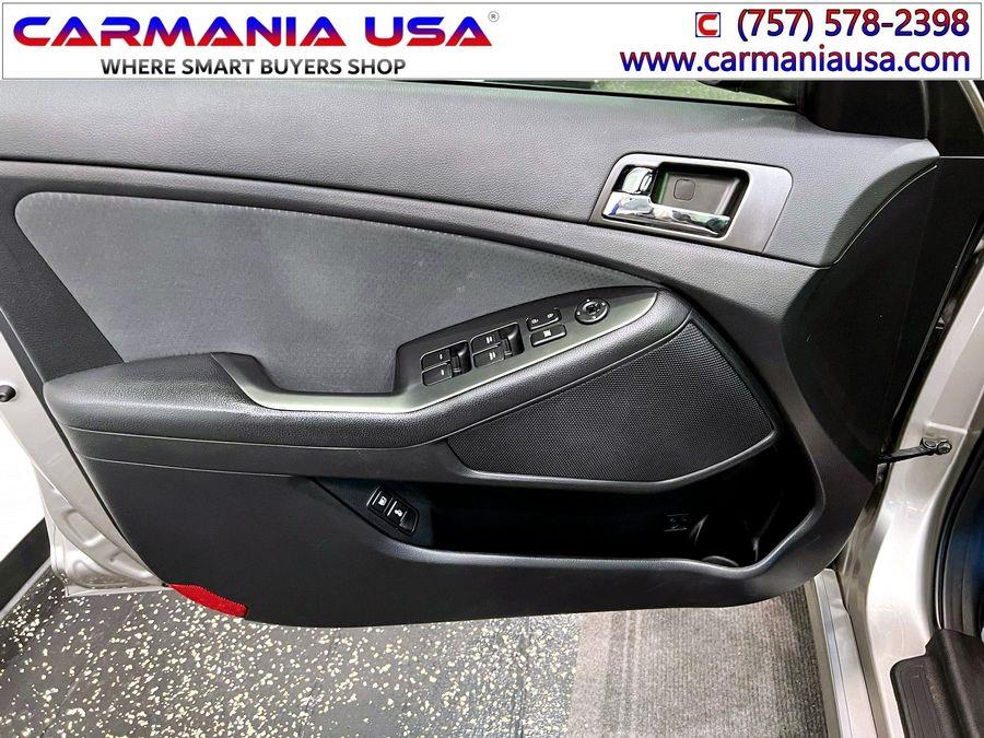 Used Kia Optima Hybrid Sedan 4D 2012 | CARMANIA USA. Chesapeake, Virginia Used Kia Optima Hybrid Sedan 4D 2012 | CARMANIA USA. Chesapeake, Virginia