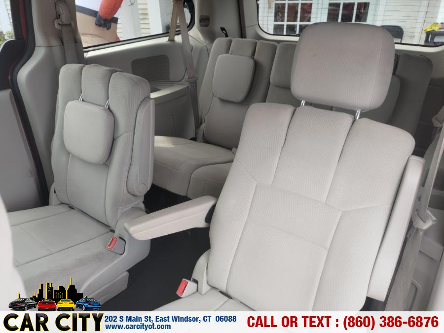 2012 Dodge Grand Caravan 4dr Wgn SE, available for sale in East Windsor, Connecticut | Car City LLC. East Windsor, Connecticut 2012 Dodge Grand Caravan 4dr Wgn SE, available for sale in East Windsor, Connecticut | Car City LLC. East Windsor, Connecticut