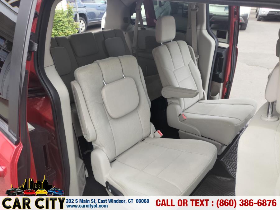 2012 Dodge Grand Caravan 4dr Wgn SE, available for sale in East Windsor, Connecticut | Car City LLC. East Windsor, Connecticut 2012 Dodge Grand Caravan 4dr Wgn SE, available for sale in East Windsor, Connecticut | Car City LLC. East Windsor, Connecticut