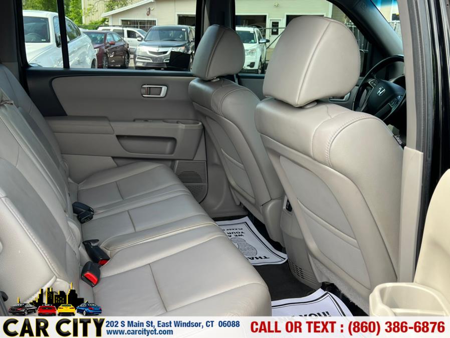2014 Honda Pilot 4WD 4dr EX-L, available for sale in East Windsor, Connecticut | Car City LLC. East Windsor, Connecticut 2014 Honda Pilot 4WD 4dr EX-L, available for sale in East Windsor, Connecticut | Car City LLC. East Windsor, Connecticut