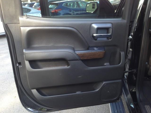 Used GMC Sierra 1500 Denali 4WD w/ Navi & rearCam 2018 | Car Revolution. Maple Shade, New Jersey Used GMC Sierra 1500 Denali 4WD w/ Navi & rearCam 2018 | Car Revolution. Maple Shade, New Jersey