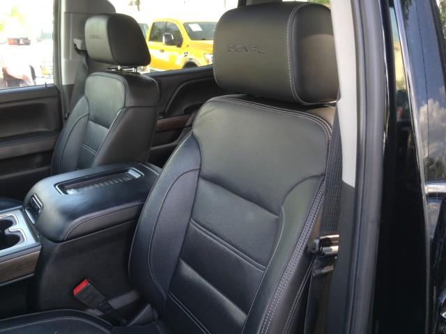 Used GMC Sierra 1500 Denali 4WD w/ Navi & rearCam 2018 | Car Revolution. Maple Shade, New Jersey Used GMC Sierra 1500 Denali 4WD w/ Navi & rearCam 2018 | Car Revolution. Maple Shade, New Jersey
