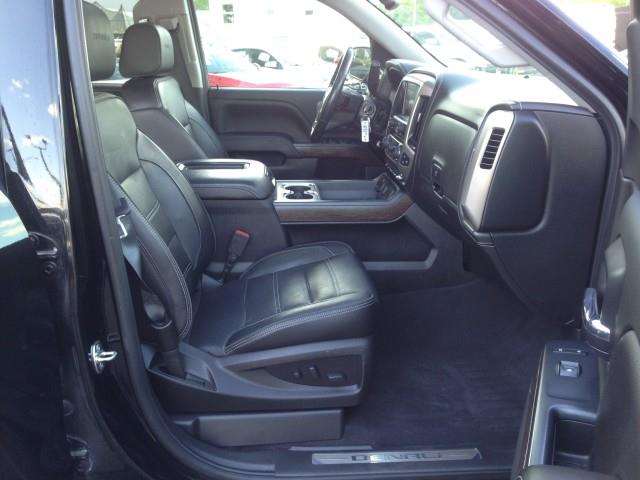 Used GMC Sierra 1500 Denali 4WD w/ Navi & rearCam 2018 | Car Revolution. Maple Shade, New Jersey Used GMC Sierra 1500 Denali 4WD w/ Navi & rearCam 2018 | Car Revolution. Maple Shade, New Jersey