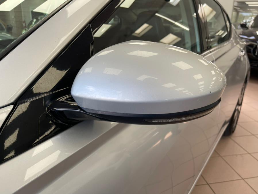 2020 Nissan Altima 2.5 SL Sedan, available for sale in Massapequa Park, New York | Power Motors East. Massapequa Park, New York 2020 Nissan Altima 2.5 SL Sedan, available for sale in Massapequa Park, New York | Power Motors East. Massapequa Park, New York