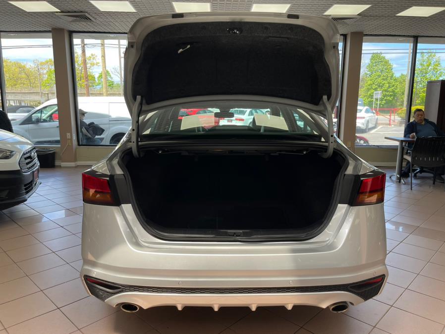 2020 Nissan Altima 2.5 SL Sedan, available for sale in Massapequa Park, New York | Power Motors East. Massapequa Park, New York 2020 Nissan Altima 2.5 SL Sedan, available for sale in Massapequa Park, New York | Power Motors East. Massapequa Park, New York