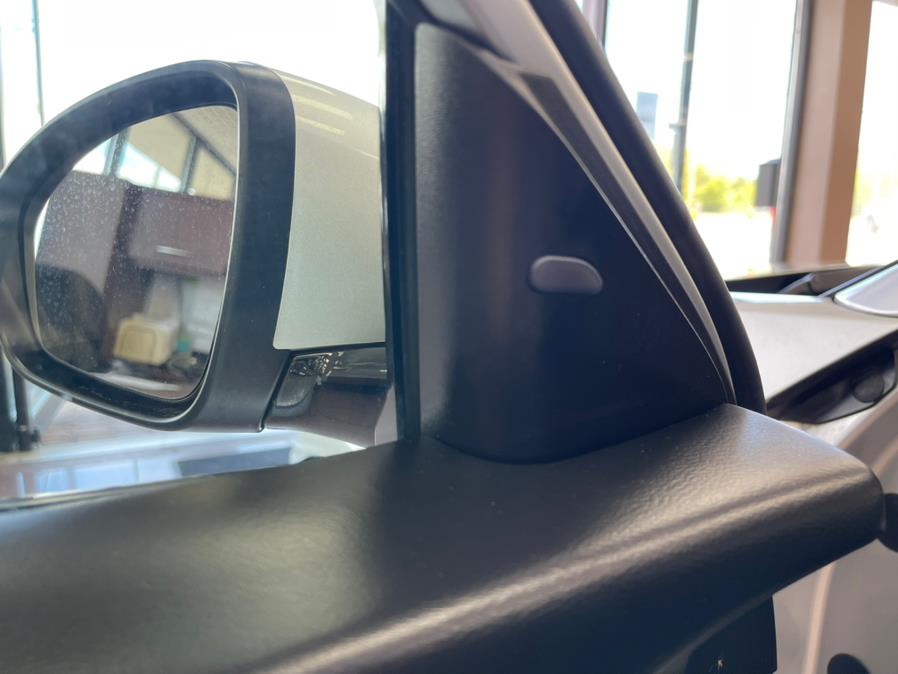 2020 Nissan Altima 2.5 SL Sedan, available for sale in Massapequa Park, New York | Power Motors East. Massapequa Park, New York 2020 Nissan Altima 2.5 SL Sedan, available for sale in Massapequa Park, New York | Power Motors East. Massapequa Park, New York