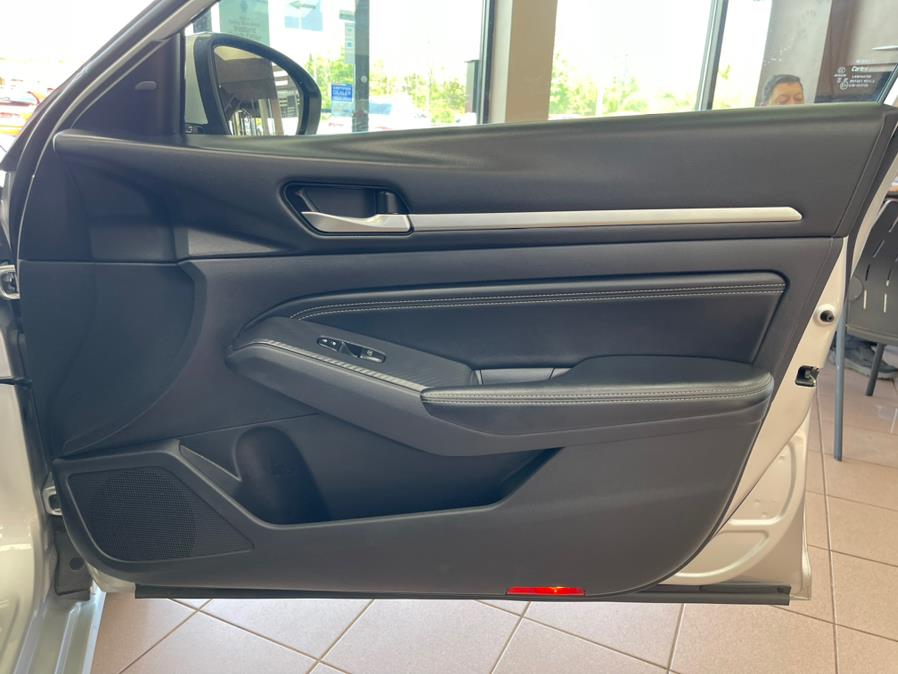2020 Nissan Altima 2.5 SL Sedan, available for sale in Massapequa Park, New York | Power Motors East. Massapequa Park, New York 2020 Nissan Altima 2.5 SL Sedan, available for sale in Massapequa Park, New York | Power Motors East. Massapequa Park, New York