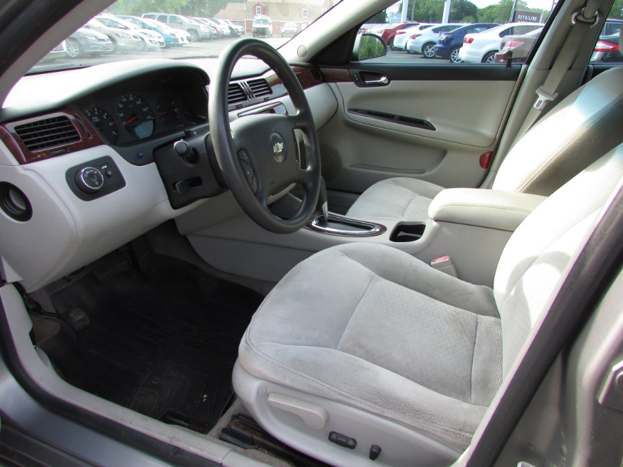 2007 Chevrolet Impala 4dr Sdn LS, available for sale in East Windsor, Connecticut | United Auto Sales of E Windsor, Inc. East Windsor, Connecticut 2007 Chevrolet Impala 4dr Sdn LS, available for sale in East Windsor, Connecticut | United Auto Sales of E Windsor, Inc. East Windsor, Connecticut