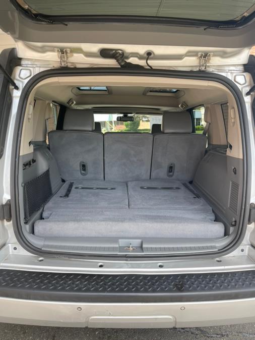 2006 Jeep Commander 4dr 4WD, available for sale in New Britain, Connecticut | Supreme Automotive. New Britain, Connecticut 2006 Jeep Commander 4dr 4WD, available for sale in New Britain, Connecticut | Supreme Automotive. New Britain, Connecticut