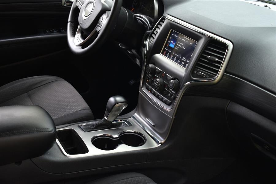 2019 Jeep Grand Cherokee Laredo 4x4 4dr SUV, available for sale in Great Neck, New York | Camy Cars. Great Neck, New York 2019 Jeep Grand Cherokee Laredo 4x4 4dr SUV, available for sale in Great Neck, New York | Camy Cars. Great Neck, New York