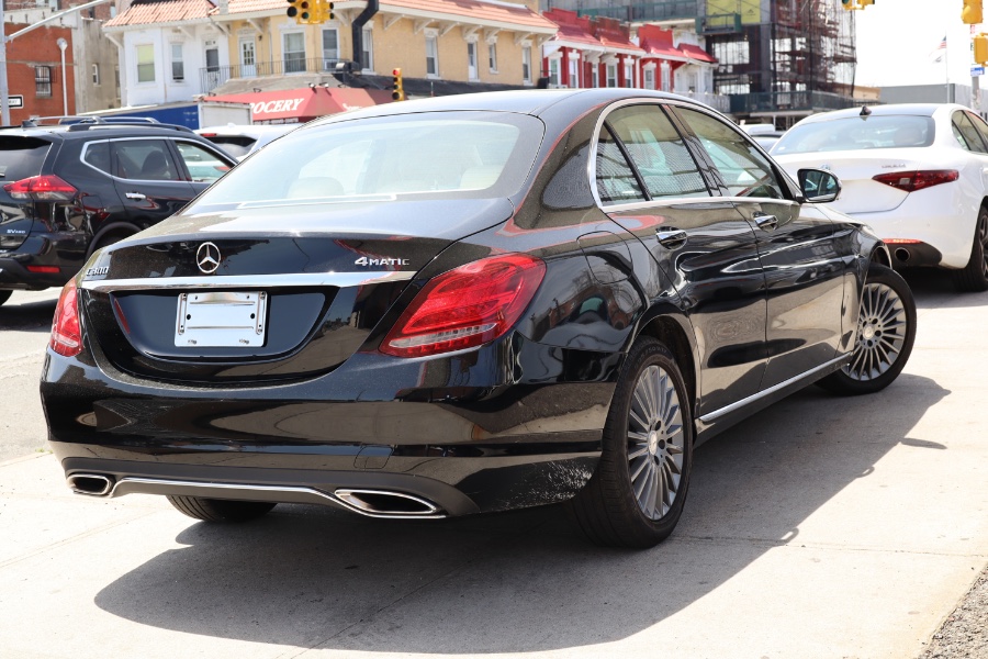 Used Mercedes-Benz C-Class 4dr Sdn C 300 4MATIC 2015 | Hillside Auto Mall Inc.. Jamaica, New York Used Mercedes-Benz C-Class 4dr Sdn C 300 4MATIC 2015 | Hillside Auto Mall Inc.. Jamaica, New York