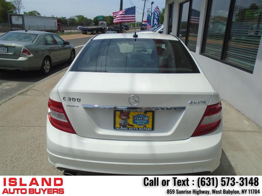 Used Mercedes-benz C-class C 300 Luxury 4MATIC AWD 4dr Sedan 2009 | Island Auto Buyers. West Babylon, New York Used Mercedes-benz C-class C 300 Luxury 4MATIC AWD 4dr Sedan 2009 | Island Auto Buyers. West Babylon, New York