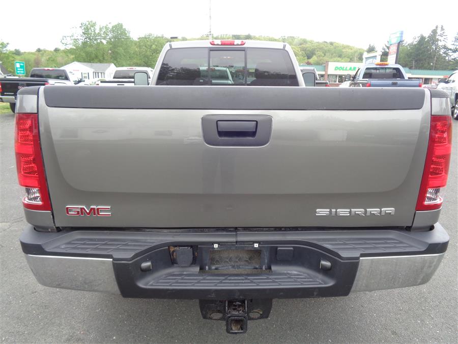 Used GMC Sierra 2500HD 4WD Reg Cab 133.7" Work Truck 2013 | Country Auto Sales. Southwick, Massachusetts Used GMC Sierra 2500HD 4WD Reg Cab 133.7" Work Truck 2013 | Country Auto Sales. Southwick, Massachusetts