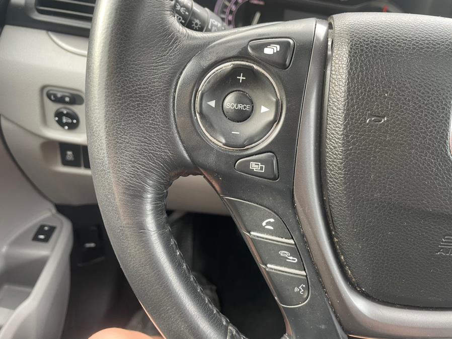 2017 Honda Pilot EX-L AWD, available for sale in Manchester, Connecticut | Carsonmain LLC. Manchester, Connecticut 2017 Honda Pilot EX-L AWD, available for sale in Manchester, Connecticut | Carsonmain LLC. Manchester, Connecticut