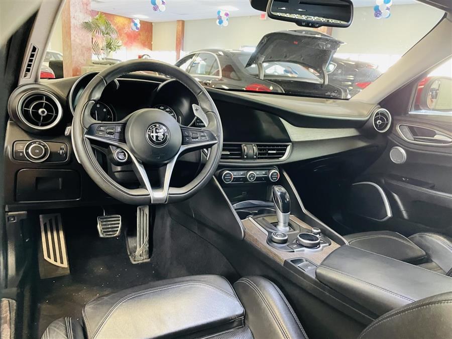Used Alfa Romeo Giulia Ti AWD 2018 | Northshore Motors. Syosset , New York