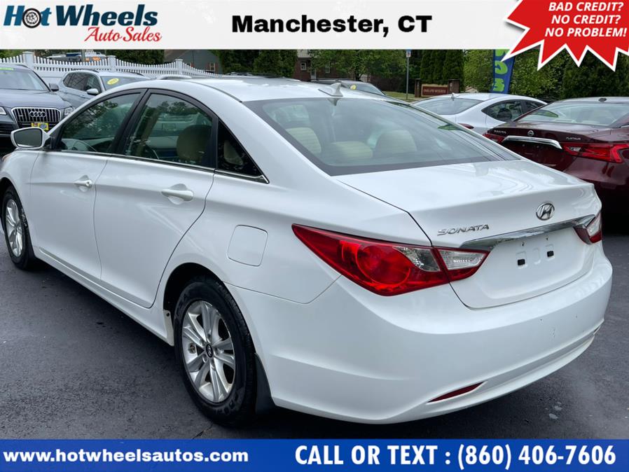 Used Hyundai Sonata 4dr Sdn 2.4L Auto GLS *Ltd Avail* 2013 | Hot Wheels Auto Sales LLC. Manchester, Connecticut Used Hyundai Sonata 4dr Sdn 2.4L Auto GLS *Ltd Avail* 2013 | Hot Wheels Auto Sales LLC. Manchester, Connecticut
