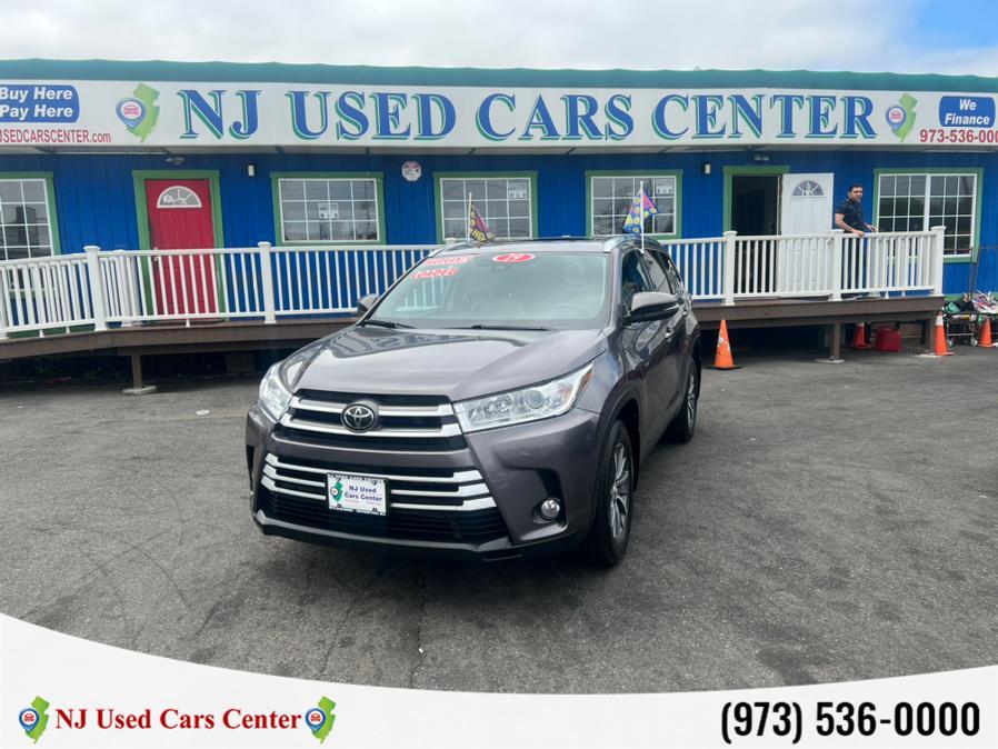 Used Toyota Highlander XLE V6 AWD (Natl) 2019 | NJ Used Cars Center. Irvington, New Jersey