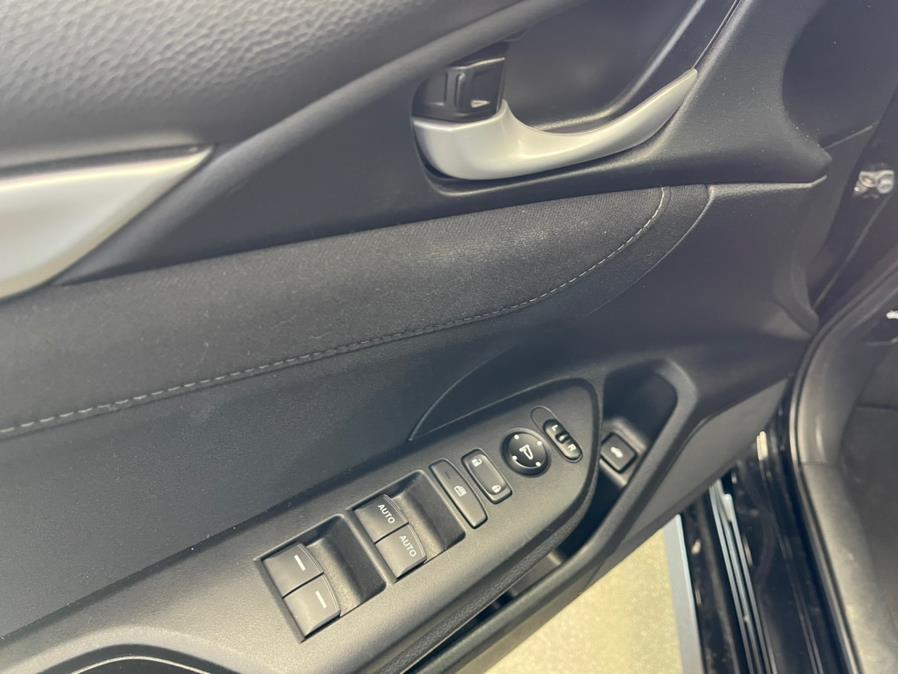Used Honda Civic Sedan EX CVT 2019 | 5 Towns Drive. Inwood, New York Used Honda Civic Sedan EX CVT 2019 | 5 Towns Drive. Inwood, New York