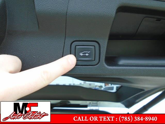 2020 GMC Acadia AWD 4dr SLT, available for sale in Colby, Kansas | M C Auto Outlet Inc. Colby, Kansas 2020 GMC Acadia AWD 4dr SLT, available for sale in Colby, Kansas | M C Auto Outlet Inc. Colby, Kansas
