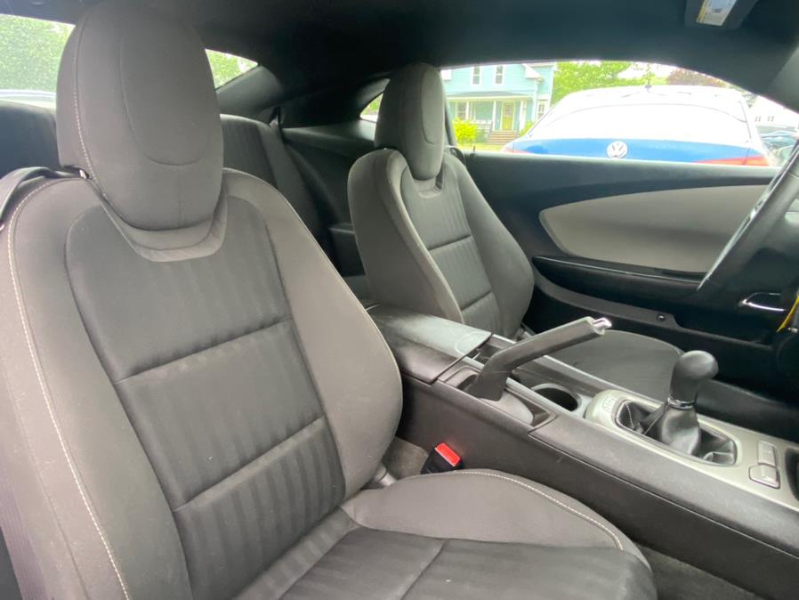 Used Chevrolet Camaro 2dr Cpe LS w/1LS 2015 | Lava Motors 2 Inc. Canton, Connecticut Used Chevrolet Camaro 2dr Cpe LS w/1LS 2015 | Lava Motors 2 Inc. Canton, Connecticut